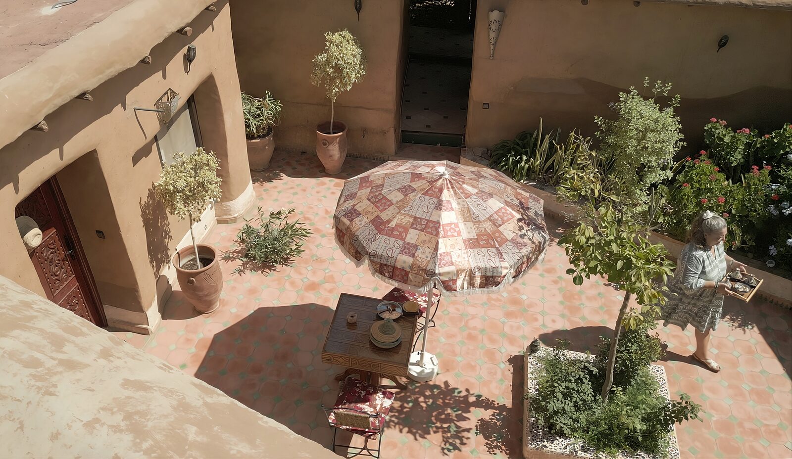 Patio et terrasses du riad