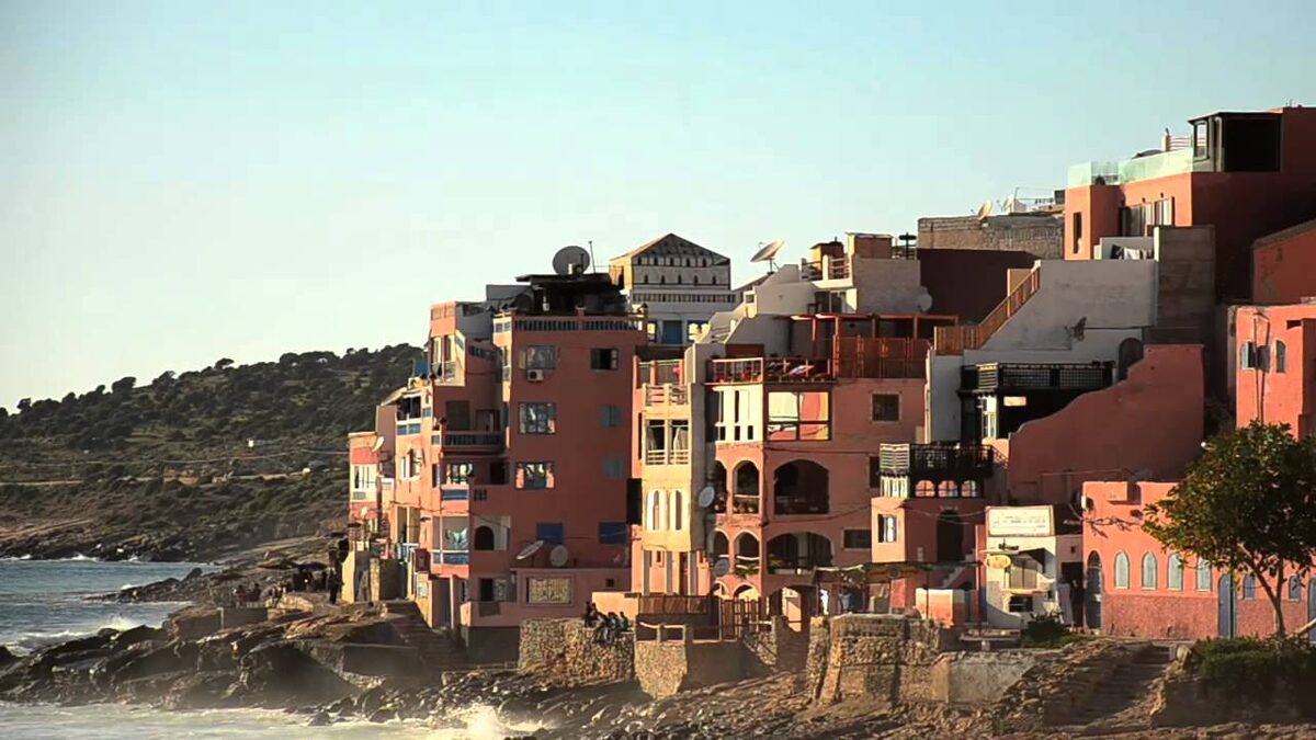 Village de Taghazout en bord de mer